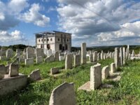 Меджибожский еврейский некрополь и могила Баал Шем Това